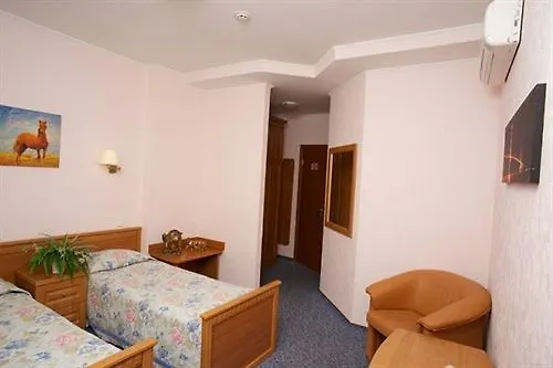Old Port Hotel Boryspilʼ